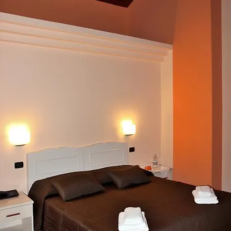 فندق Hotel Morimondo 3*