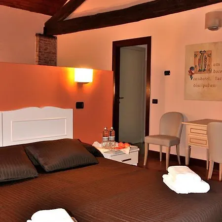 Otel Hotel Morimondo Morimondo