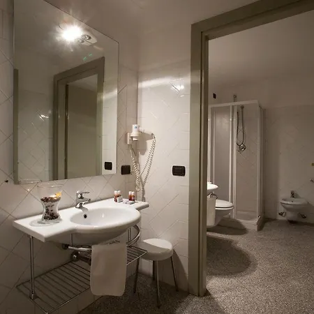 Otel Hotel Morimondo Morimondo